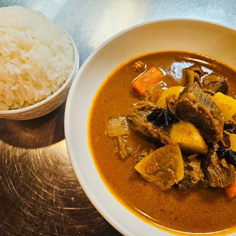 Delicious Massaman Curry Awaits
